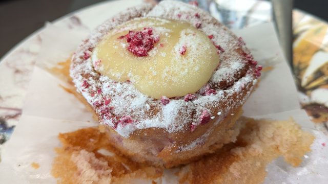 Frankie's Food Factory - Gluten free raspberry and white chocolate muffin